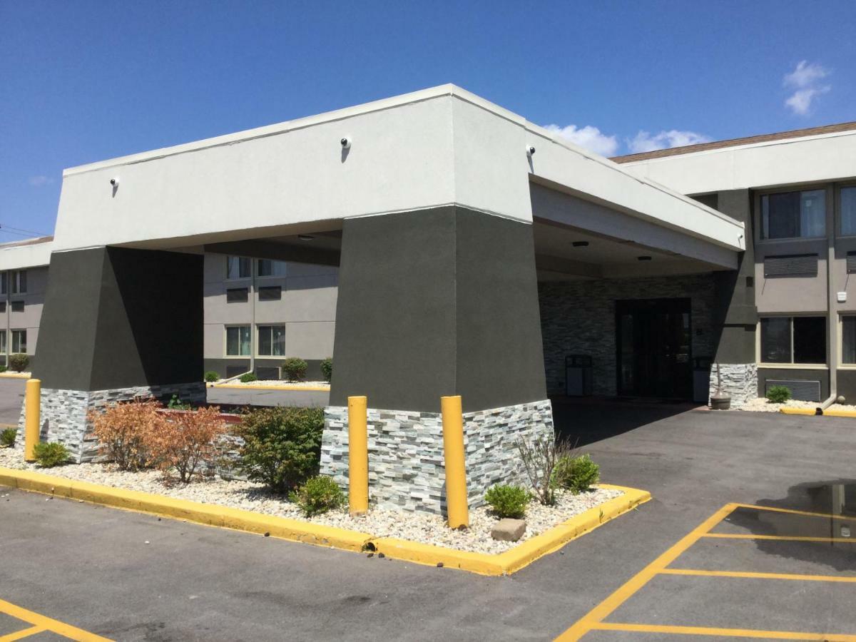 Hotel Super 8 By Wyndham South Holland Esterno foto