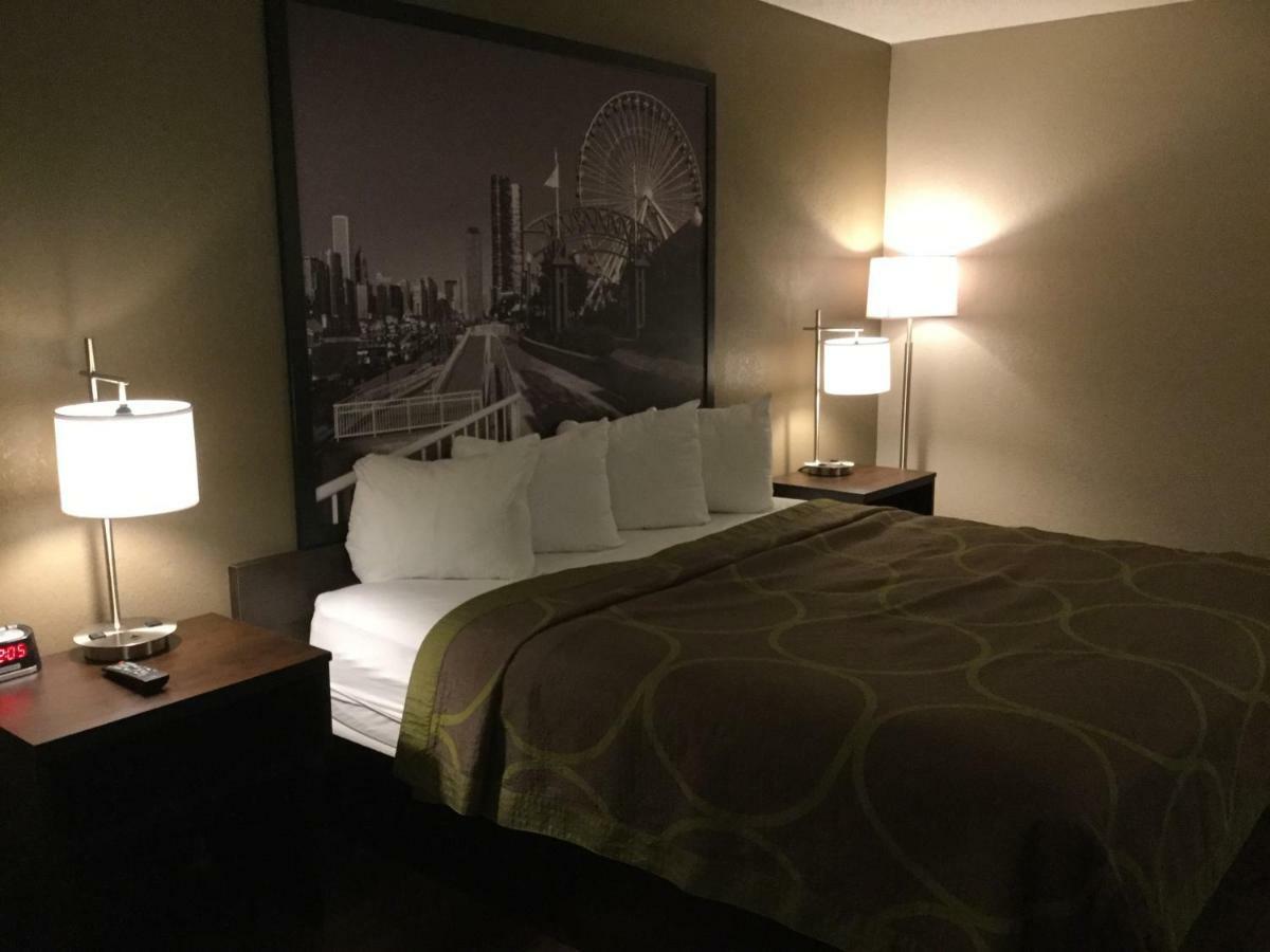 Hotel Super 8 By Wyndham South Holland Esterno foto